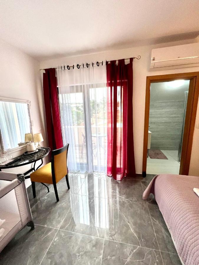 Residence Antiqua Rooms Bibinje Extérieur photo
